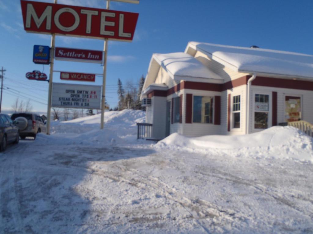 Settler's Inn&Motel Plaster Rock Exterior foto
